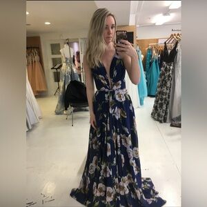 Faviana Navy Dress Style 1006272 NWT pattern is no longer made by Faviana PROM